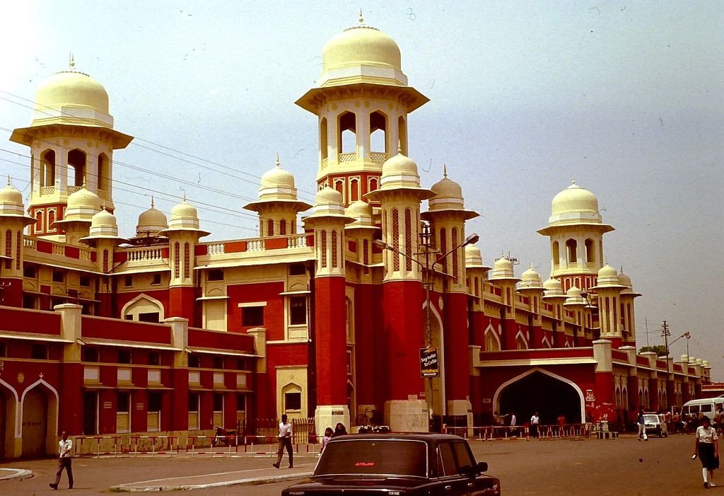 Der Bahnhof von Lucknow 1992