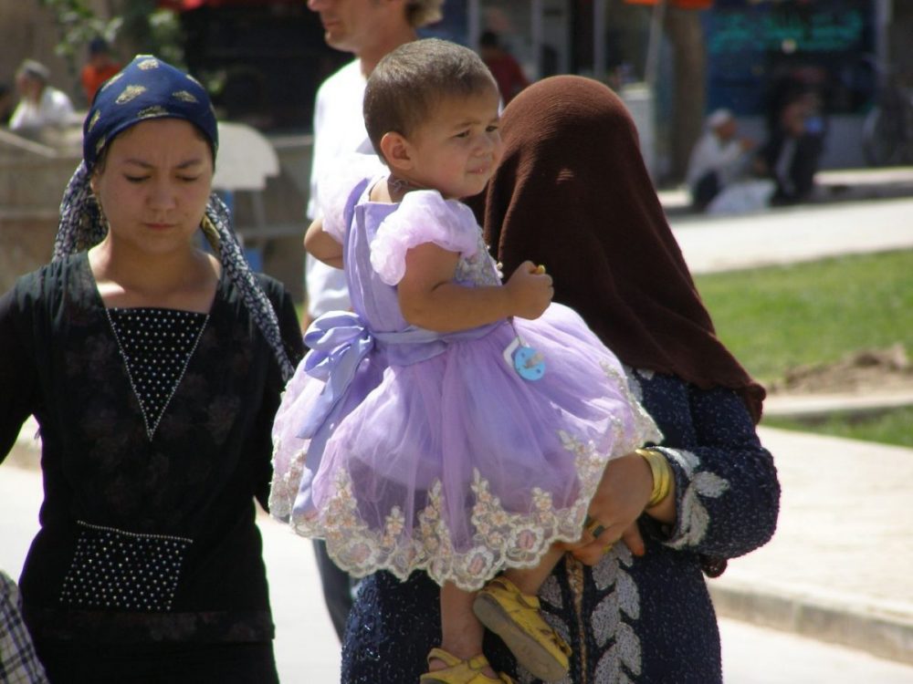 Schleier in Kashgar 2007