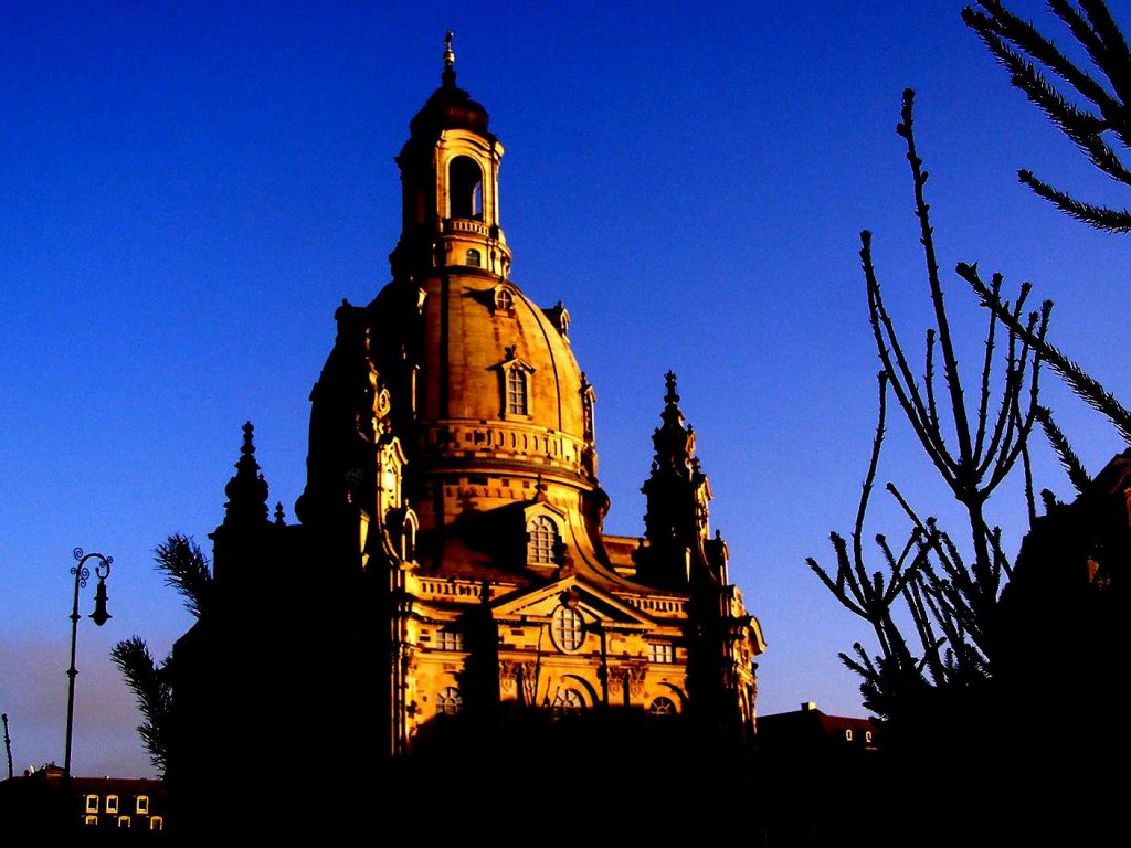 Frauenkirche bearbeitet