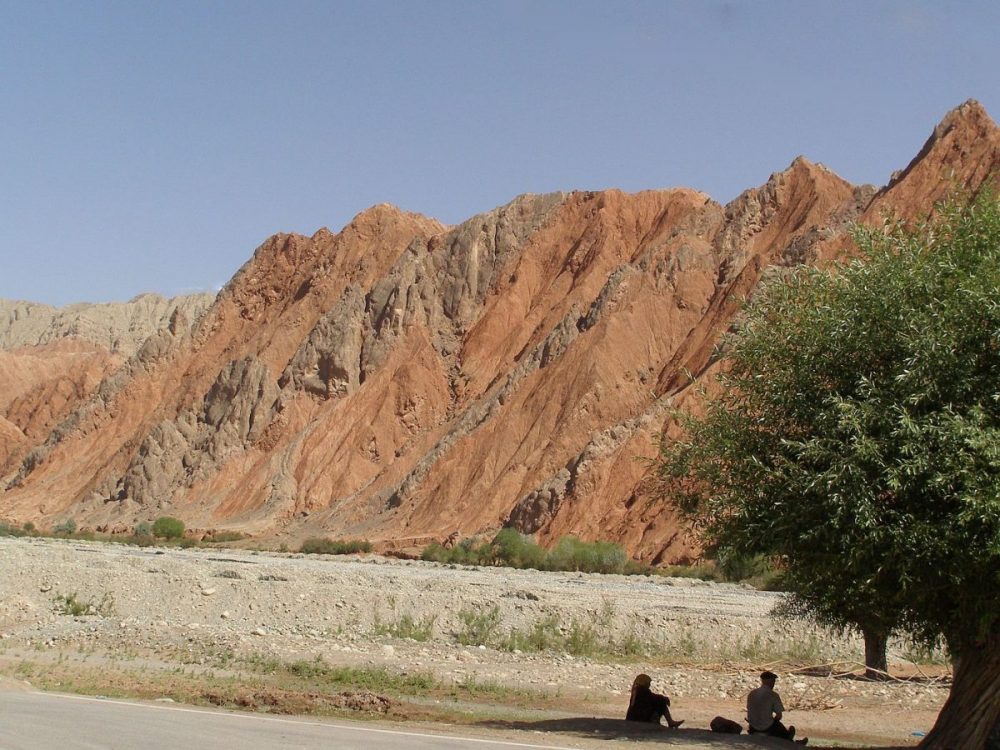 Karakorum Highway 2007. Manchmal ist es gerade die Wüstenlandschaft, die mich besonders beeindruckt.