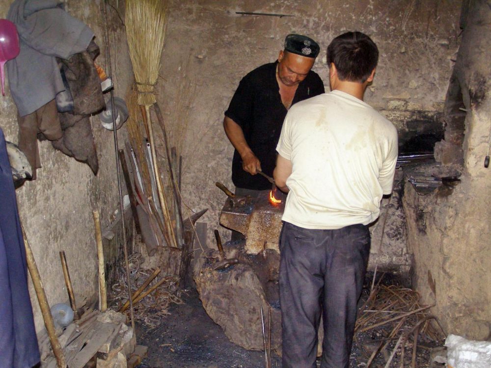 Schmiede im Bazar von Kucha