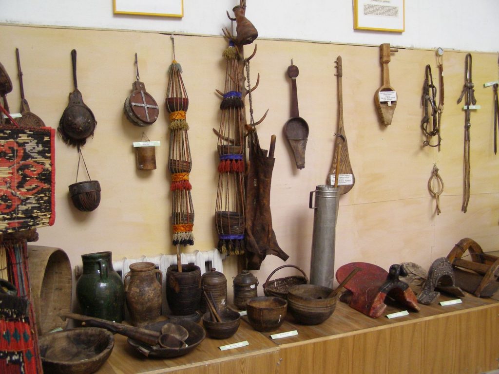 Museum : Kurbanjan Dotka