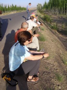 Frühstück auf dem Weg zum Irkeshtam-Pass