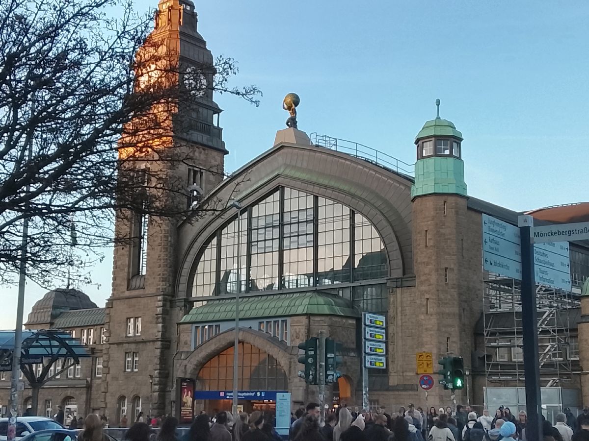 Hauptbahnhof