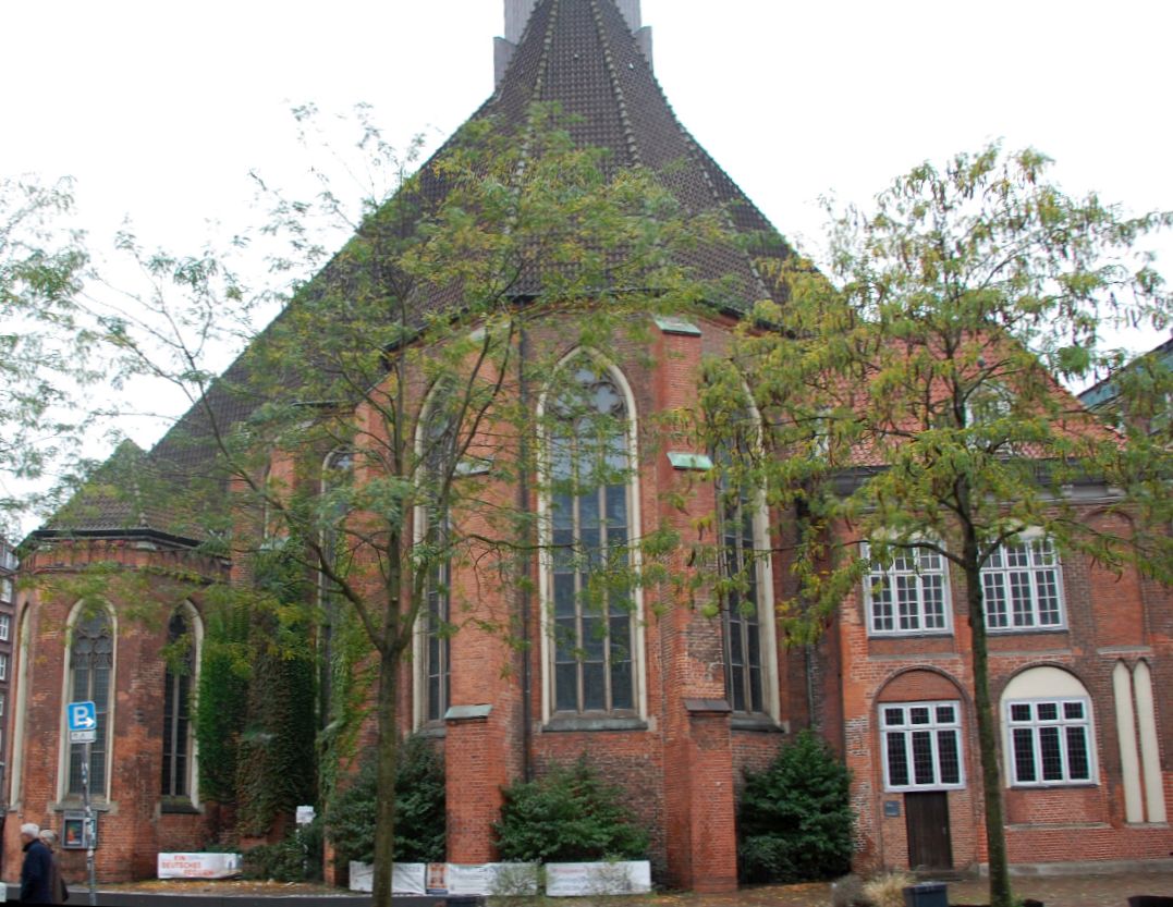 St Jacobi von hinten